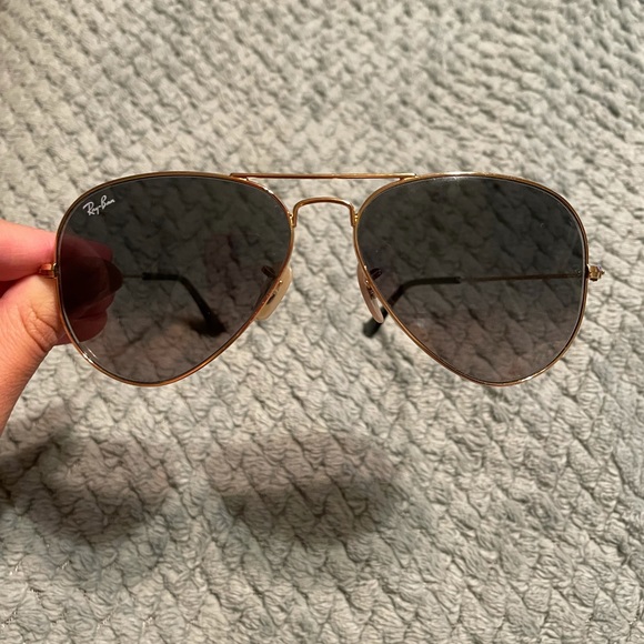 Ray-Ban Other - Ray-Ban Aviator Sunglasses RB 3025